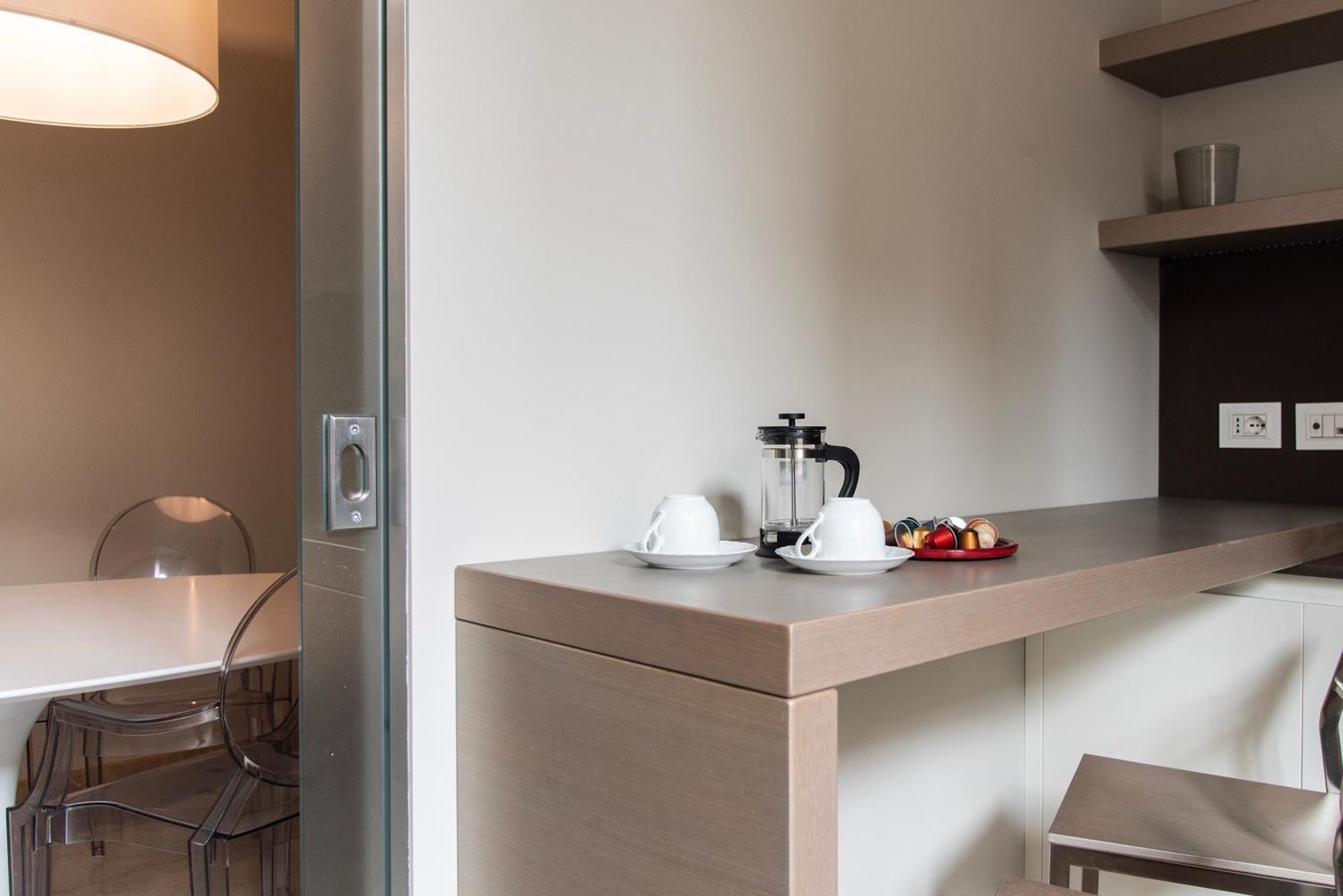 Youhosty - Chinatown Bright And Luxury Apartment Milão Exterior foto